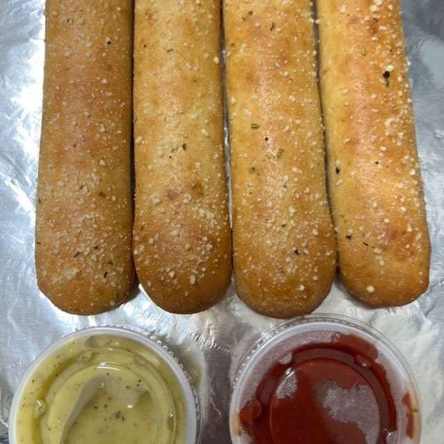 Garlic Parmesan Bread Sticks (4 Pieces).